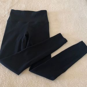 Athleta Elation rib right. Size XS.